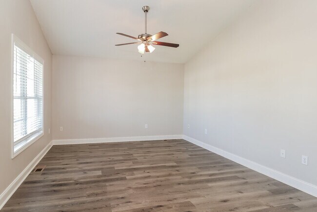 Building Photo - 4525 Carol Ct