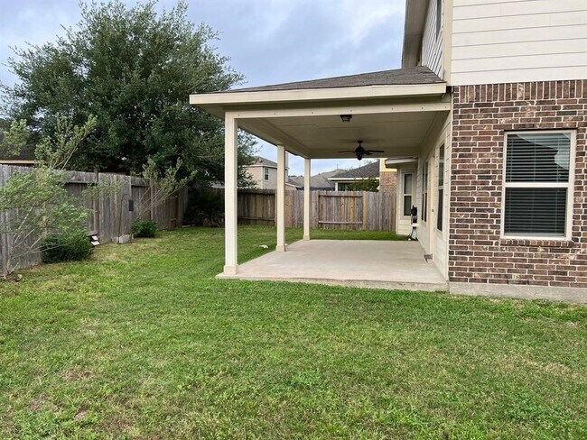 Building Photo - 2203 Oak Rise Dr