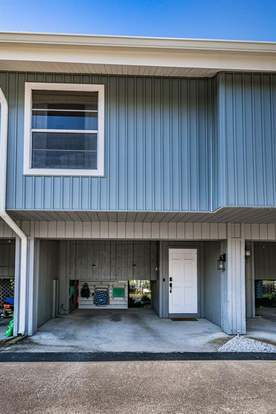 Building Photo - 200 Meres Blvd