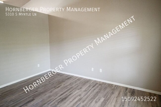Building Photo - 5310 S Myrtle Ln