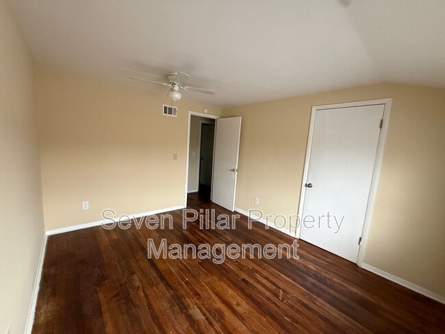 Building Photo - 3733 Briggs Rd