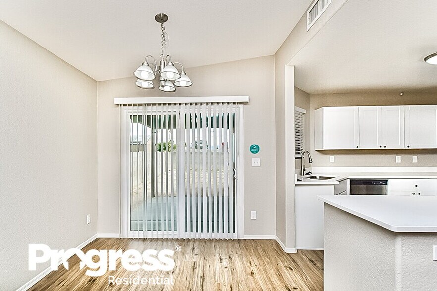 Building Photo - 5493 S Via Guayaquil