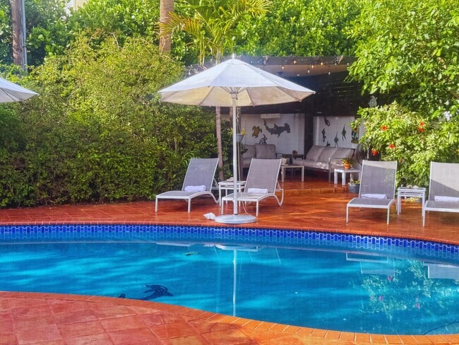 Building Photo - 3209 Norfolk St