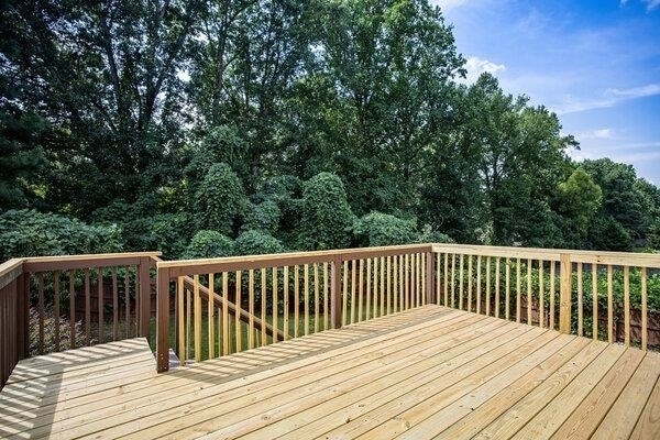 Building Photo - 2295 Manor View