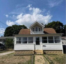 Building Photo - 1615 CANADIAN AVE