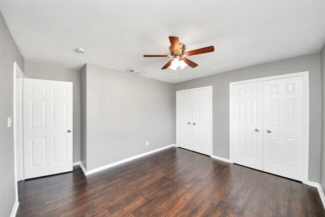 Building Photo - 5723 Whitemills Dr