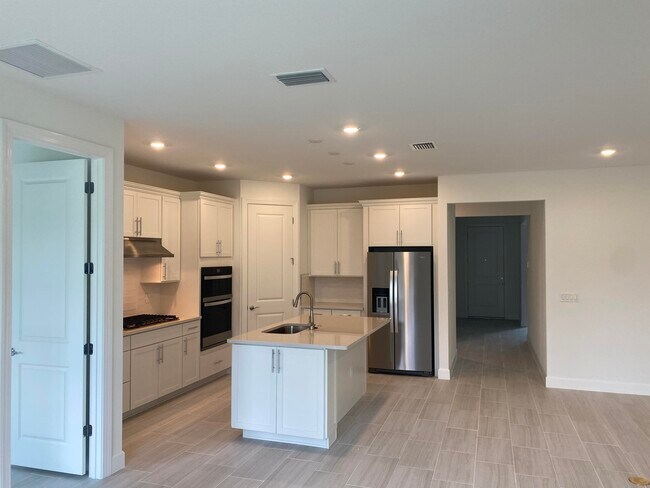 Building Photo - 8423 Beagle Ter