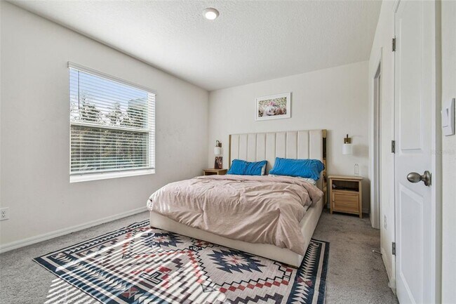 Building Photo - 11070 Crescent Deer Dr