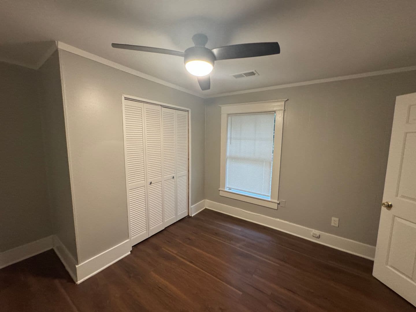 Building Photo - 805 Brower St