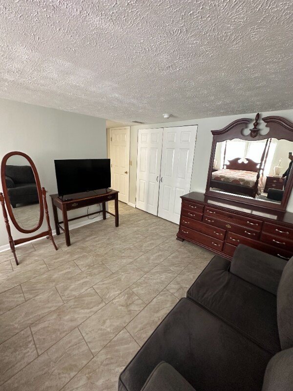 Building Photo - 4458 Tarragon Ln