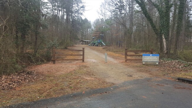 Building Photo - Beautiful Ranch Home in Charlotte NC