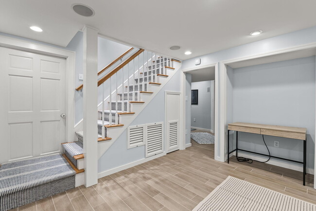 Building Photo - 309 Greenbriar Rd