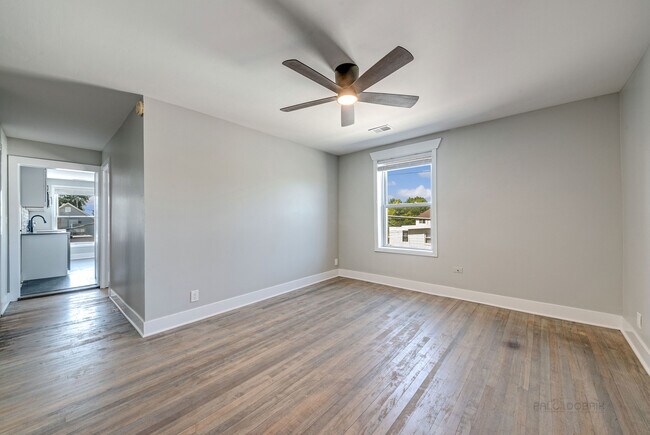 Building Photo - 201 S Main St