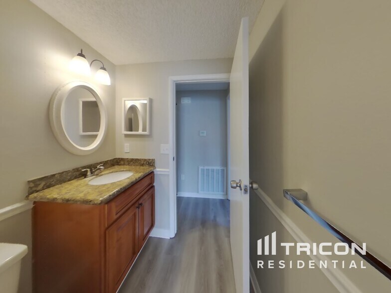 Building Photo - 12343 Witheridge Dr
