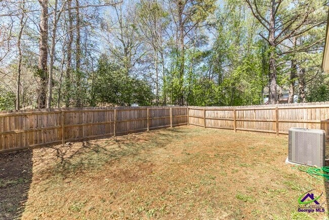 Building Photo - 107 Leisure Pointe Rd