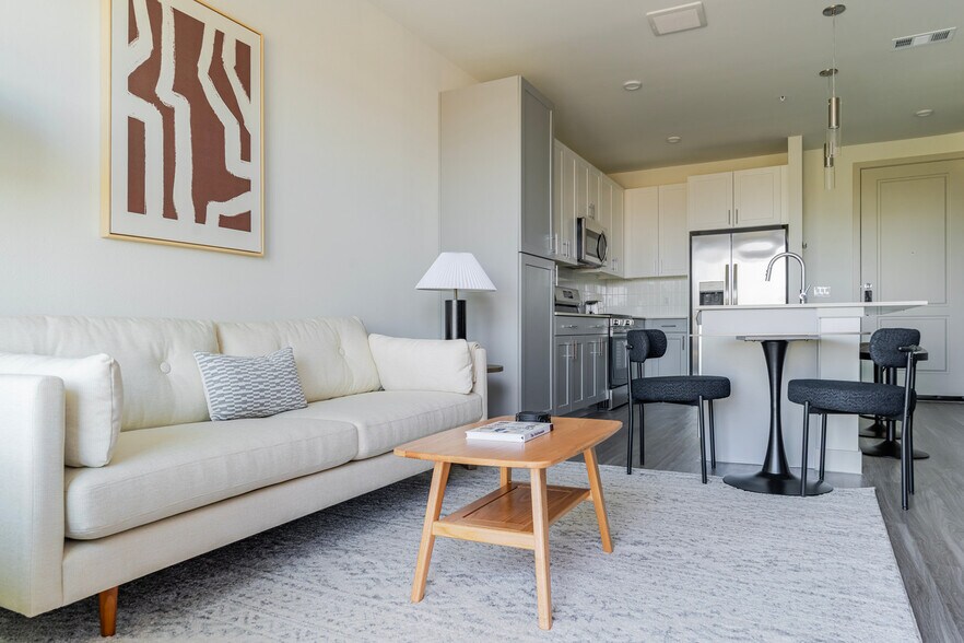 Building Photo - 11600 Spirit Dr