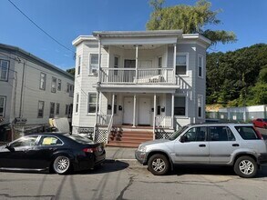 Building Photo - 68 Pilling St