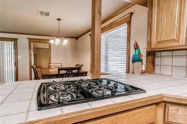 Building Photo - 211 S Fox Dr