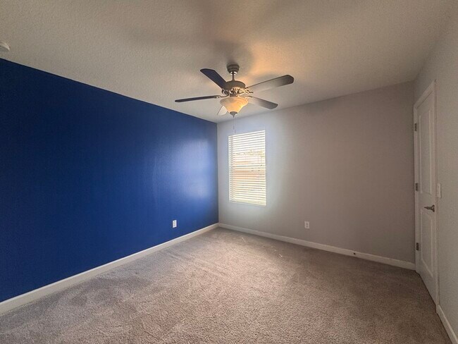 Building Photo - 4 Bedroom/3 Bathroom Enclave at Terra Bella