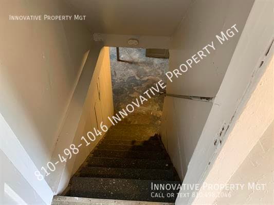 Building Photo - 1405 Lincoln Dr