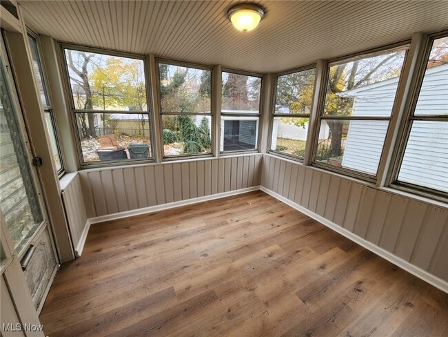 Building Photo - 1062 Argonne Rd