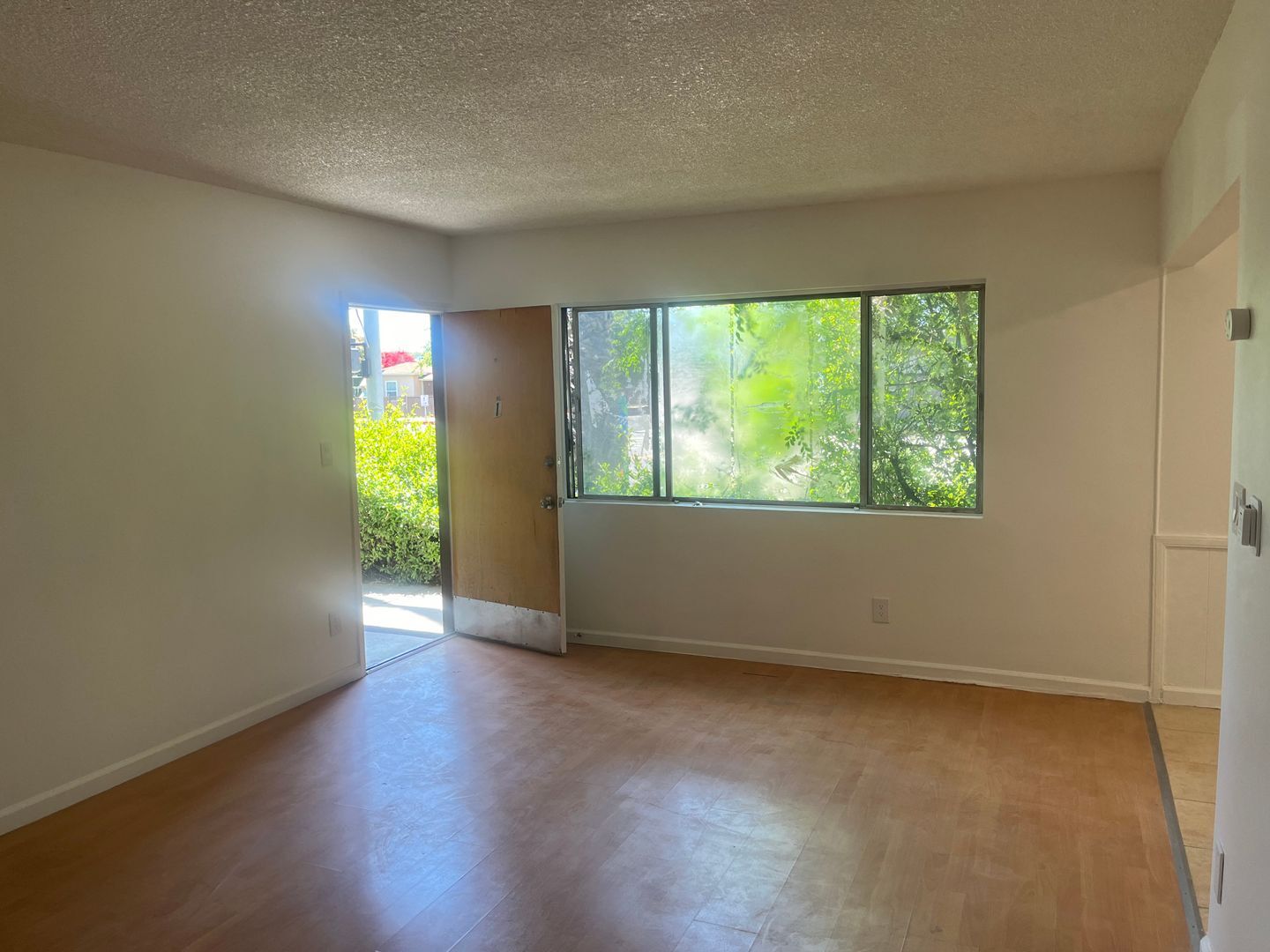 Building Photo - 6600 Whitsett Ave