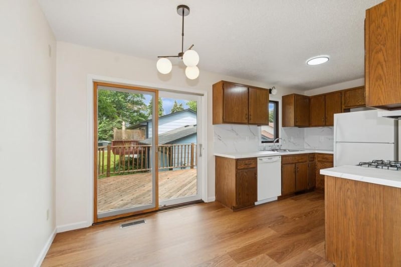 Building Photo - 8983 Vinewood Ln N