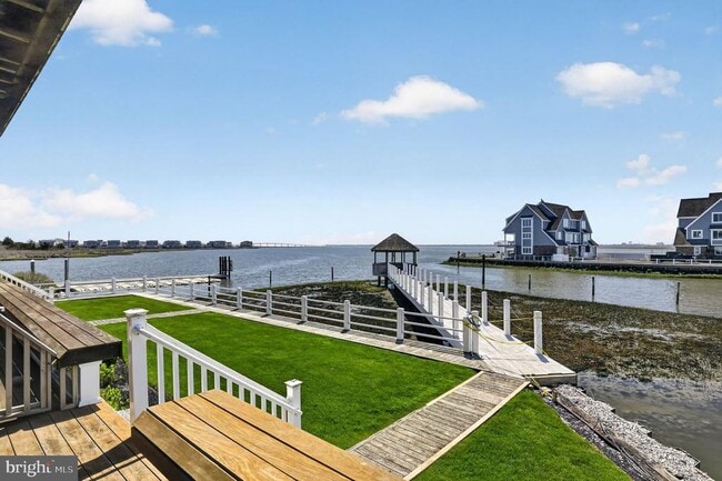 Building Photo - 1401 Harbour Cove