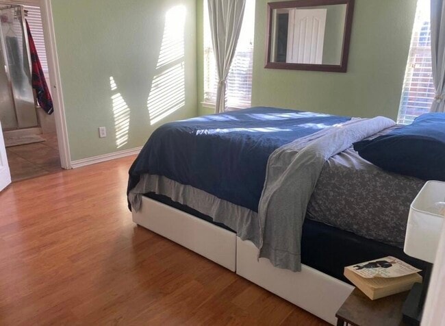 Building Photo - 1505 Hill Lockwoods Dr