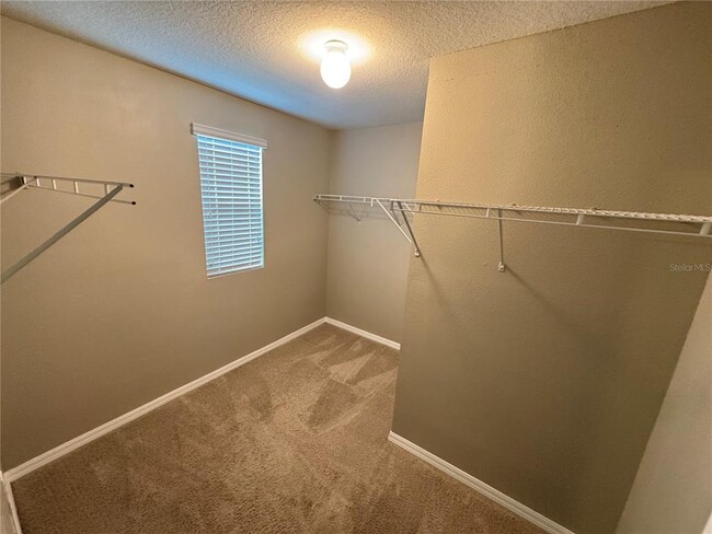 Building Photo - 1018 Ashentree Dr