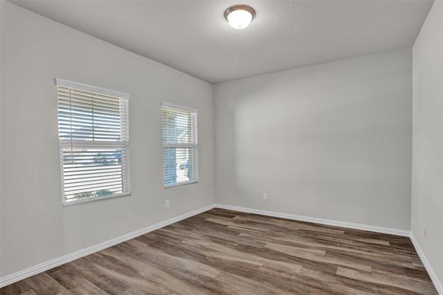 Building Photo - 628 Fawn Valley Dr