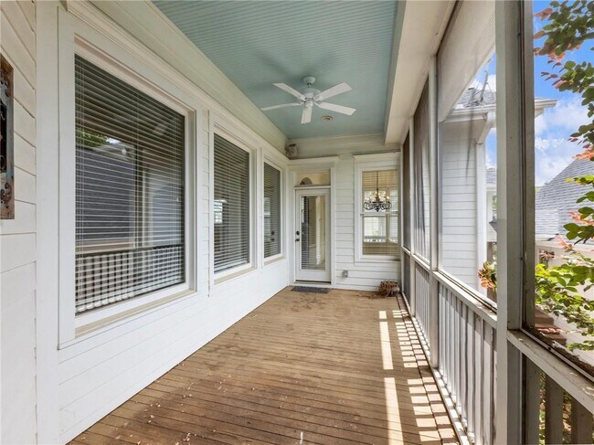 Building Photo - 5831 Choctaw Ln