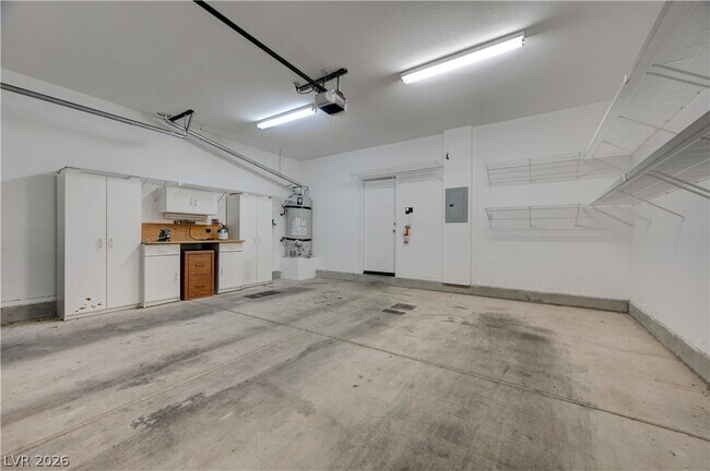 Building Photo - 9420 San Laguna Ct