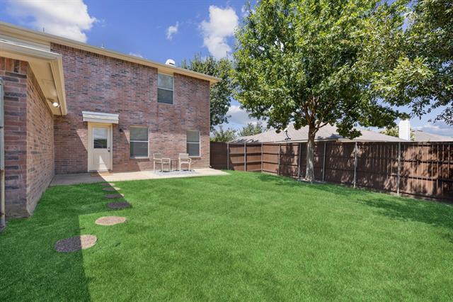 Building Photo - 2380 Somerset Dr