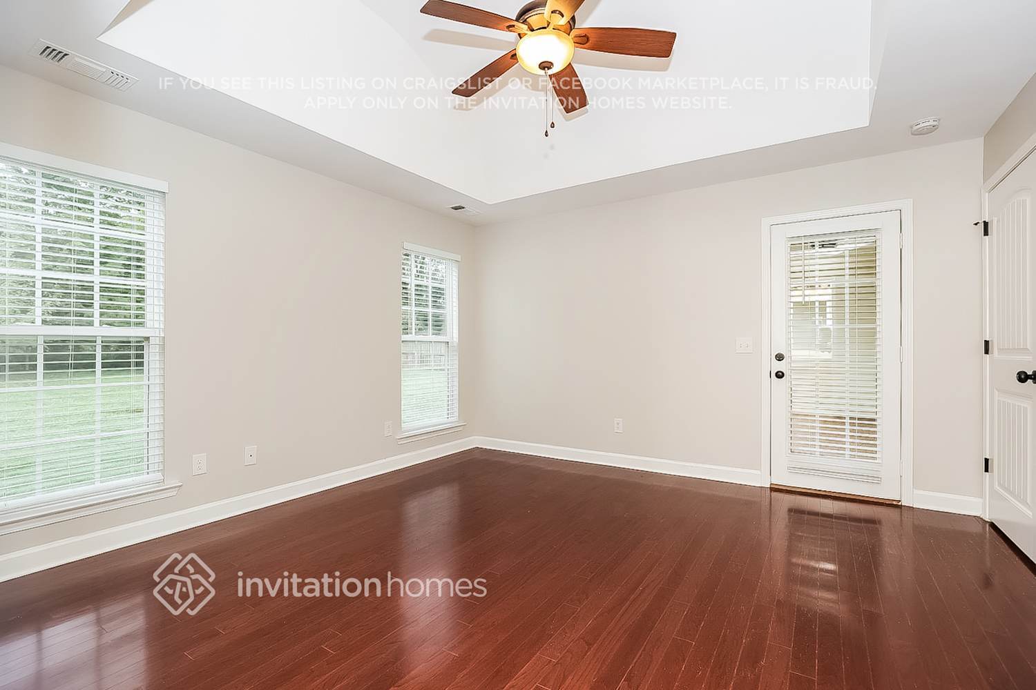Building Photo - 214 Glade Dr