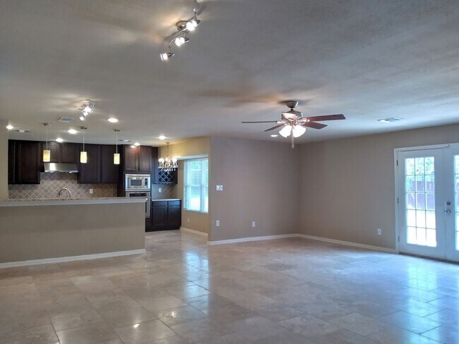 Building Photo - *COMING SOON* Exquisite Estate Living in Prestigious Hollywood Park With Outdoor Kitchen!