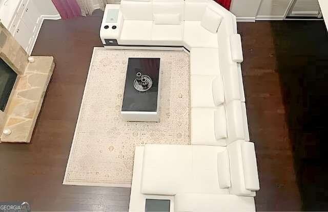 Building Photo - 5325 Chesire Ct