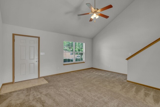 Building Photo - 601-603 Glenstone Dr.