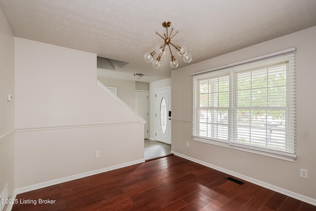 Building Photo - 9505 River Trail Dr