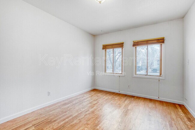 Building Photo - 4345 Gray St