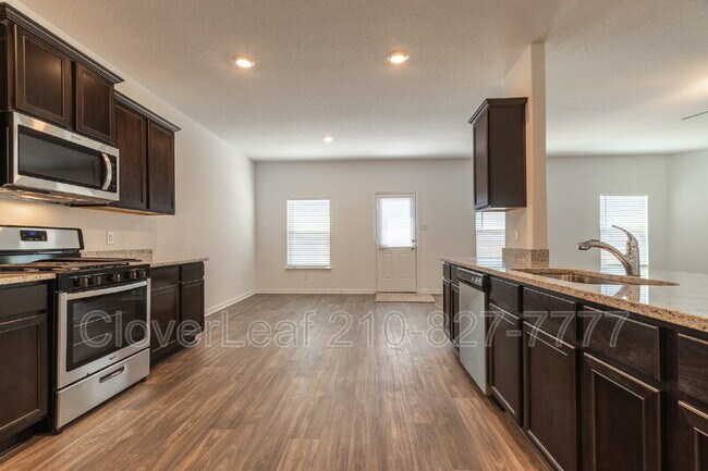 Building Photo - 4139 Trail de Paris