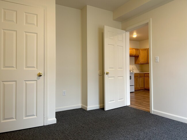 bedroom with closet - 444 Sawyer St