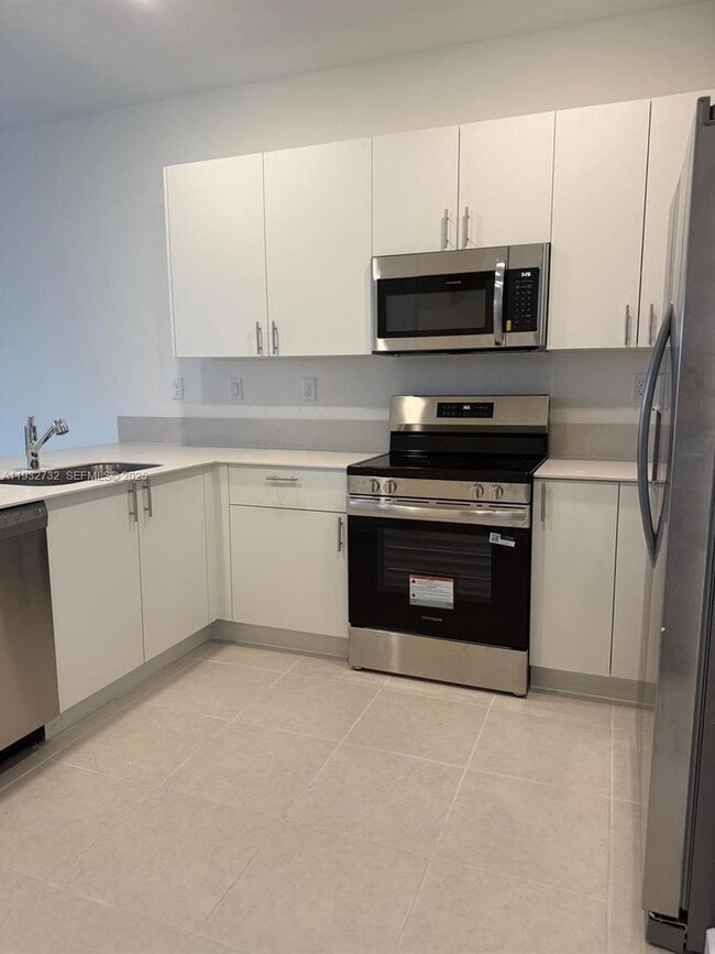 Building Photo - 35844 SW 178th Ct