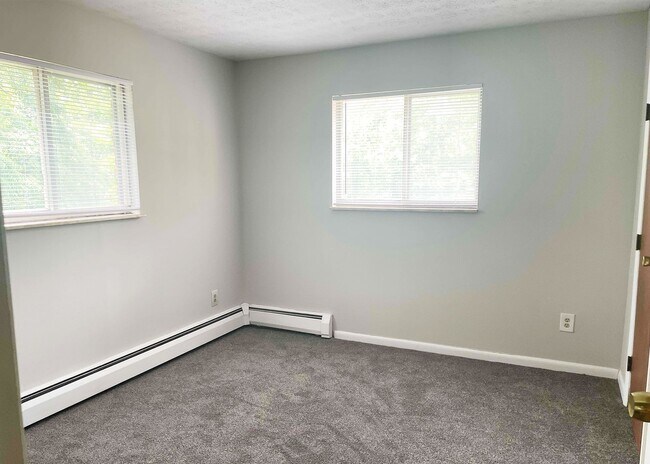 Building Photo - 3033 Clifton Ave