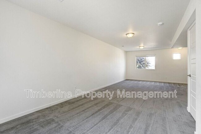 Building Photo - 6020 Ashmore Ln