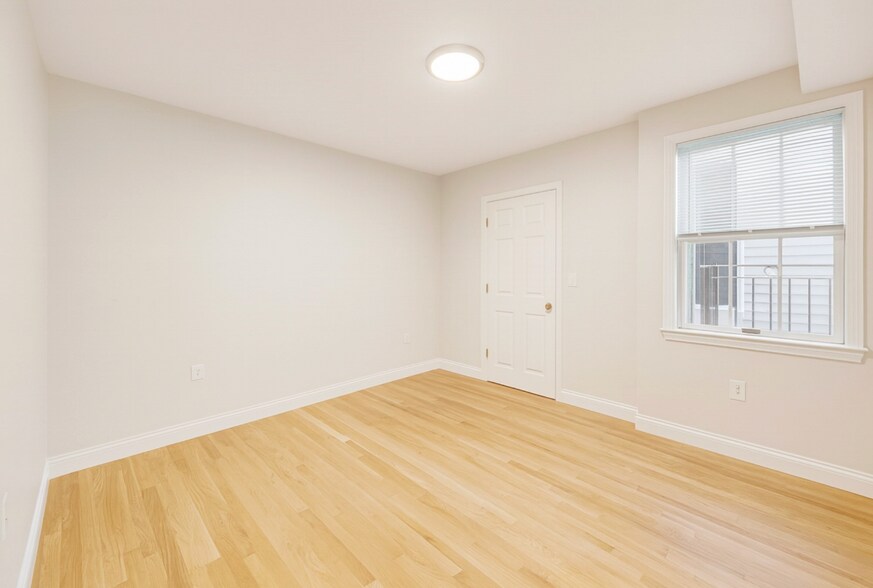 Building Photo - 393 W Broadway