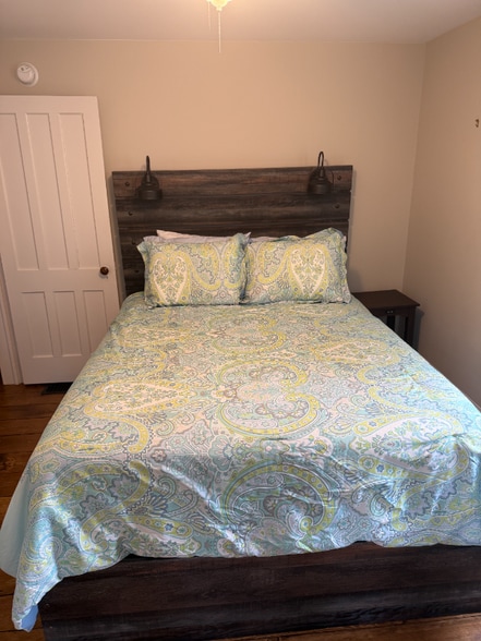 Building Photo - 193 Phoenix Mills Rd