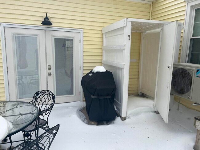 Building Photo - 29 N Hanover Ave