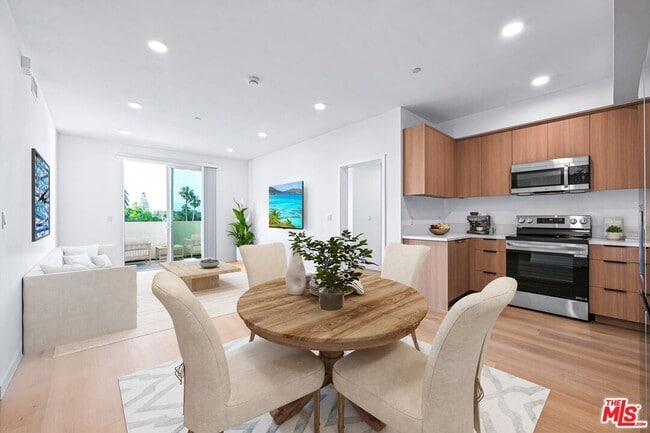 Building Photo - 14811 Erwin St