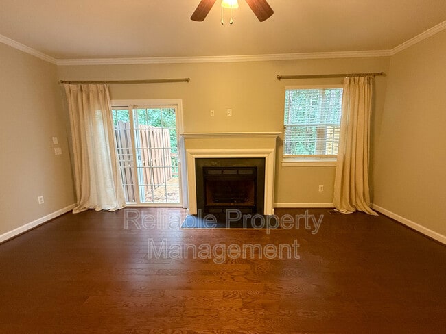 Building Photo - 345 Anterbury Dr